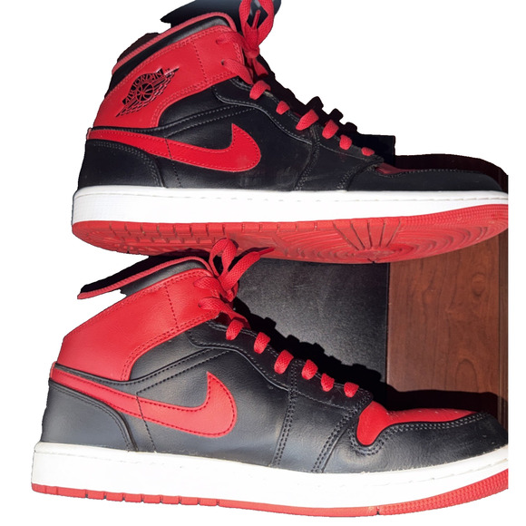 Nike Air Jordan 1 Mid Alternate Bred Sneakers 10.5